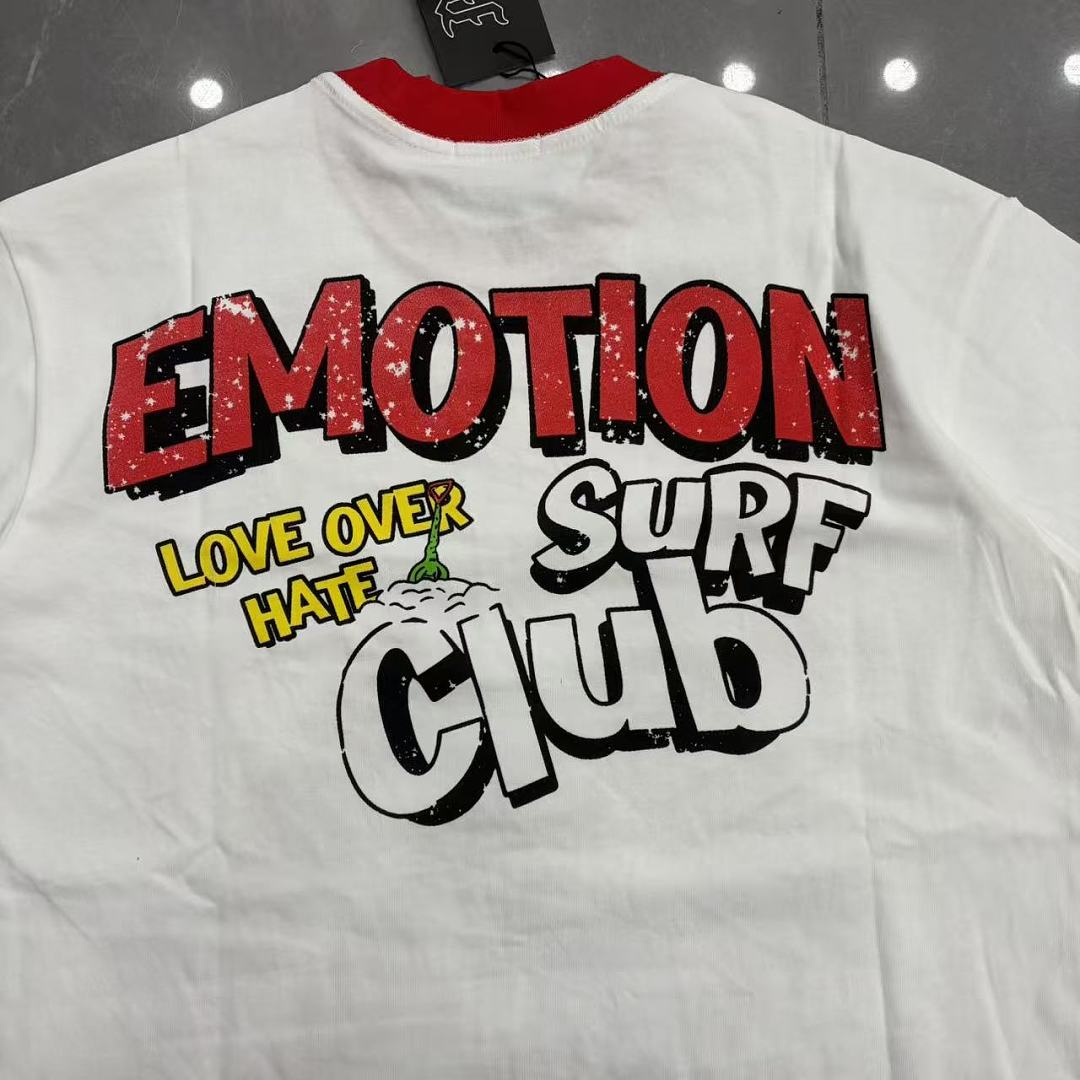 Mixed Emotion Contrast Trim Graphic Tee