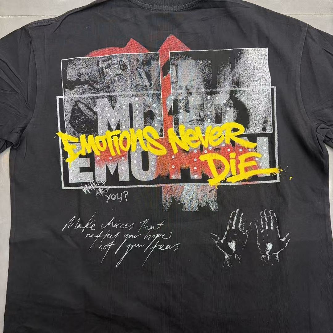 Mixed Emotion Washed Graphic T-Shirt