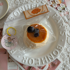 Blueberry-flavored Soufflé